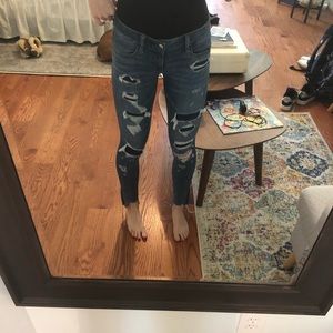 American eagle distressed jeans